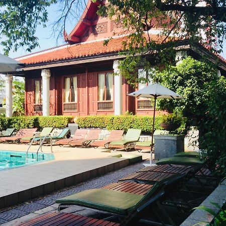 Indra Regent Hotel Bangkok Exterior foto