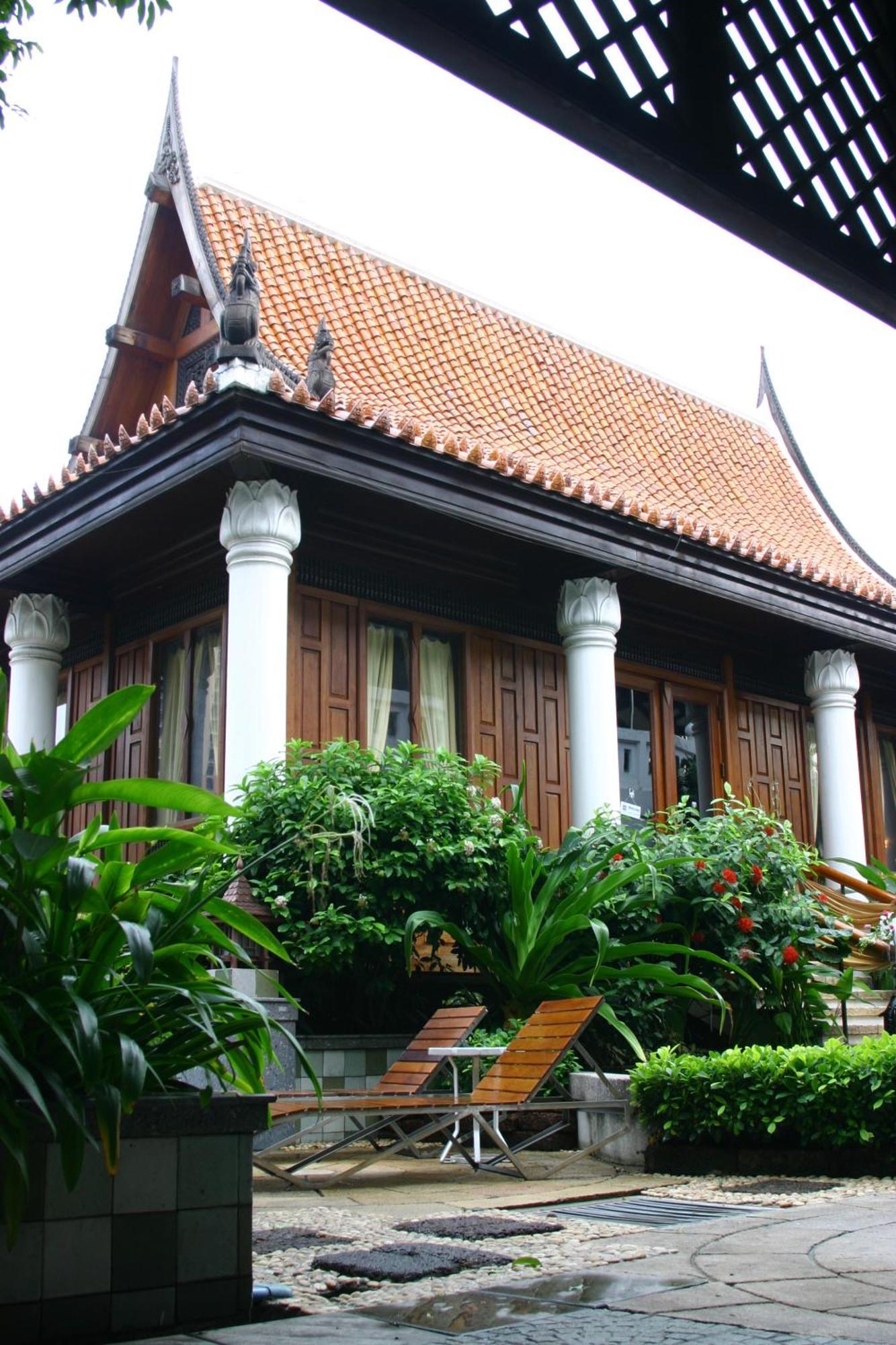 Indra Regent Hotel Bangkok Exterior foto