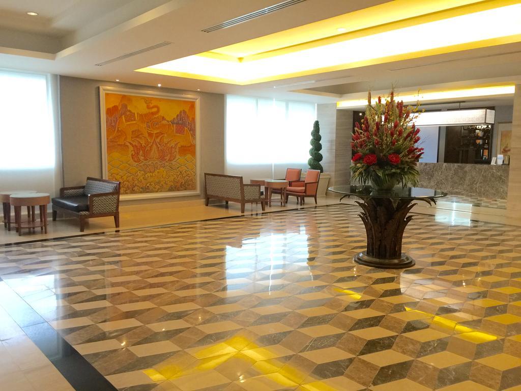 Indra Regent Hotel Bangkok Exterior foto